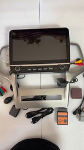 ¡Dale un toque de modernidad a tu Jeep Grand Cherokee 2010-2013!😎👍🏻Estéreo de pantalla con diseño elegante y funcionalidades avanzadas. ¡Consigue el tuyo ahora y disfruta de la música y la tecnología en tu vehículo!😀 #JeepGrandCherokee #Estereo #Modernidad #jeep #pantalla | AllJeep - Refacciones y Accesorios