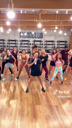 Energetic Dance Class with Justin Neto