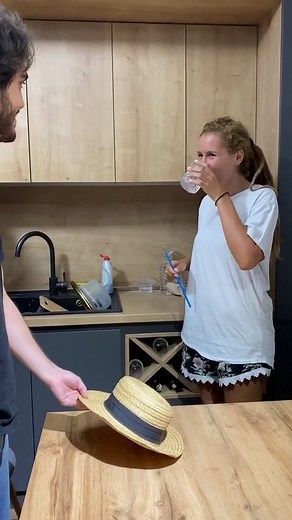 ტიკტოკის გადმოწერა და ყურება ზედმიწევნით