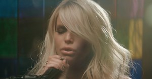 Jessica Simpson - Particles