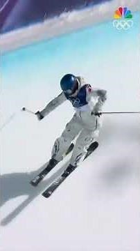 Eileen Gu goes big on her final run in the Women’s Freeski Halfpipe and delivers a 94.75! ❄️⛷️