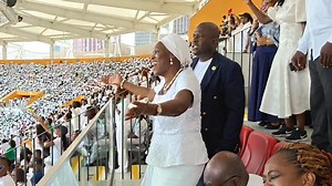 280K views · 16K reactions | DIMANCHE JOUR DU SEIGNEUR: LA PRÉSIDENTE SIMONE EHIVET GBAGBO PREND PART CE 05/10/2025 À LA GRANDE RENCONTRE DES EGLISES VASE D'HONNEUR AU STADE FÉLIX HOUPHOUET BOIGNY AU PLATEAU. MERCI SEIGNEUR POUR TA GRÂCE ! CNC-MGC | Simone Ehivet Gbagbo | Facebook