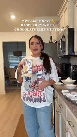 Raspberry white chocolate chip muffins because baby is the size of a raspberry today 🥹🩷 7 weeks baking our way through this pregnancy 🍓🧁✨ recipe is from Lemon and Zest #pregnancyjourney #bakingtiktok #cookwithme #BakeWithMe #foryou | Brianna Merritt