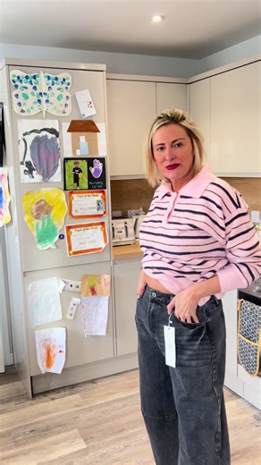 Love these baggy barrel high waisted jeans. So trendy and great quality. #barreljeans #baggyjeans #jeans #highwaistjeans #tiktokmademebuyit