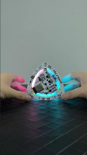 Magical Self-Balancing Lelo Triangle | Innovative Gadget Unboxing & Review #smartgadgets #balancing