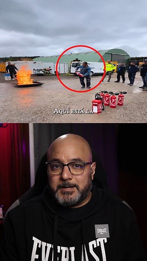 4.1M views · 29K reactions | La diferencia entre un bombero profesional y una persona normal | Top Mystery Stories | Facebook