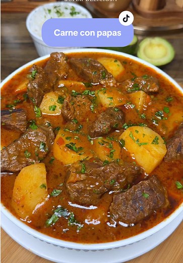 Deliciosa Carne con Papas al Estilo Personal