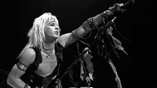 Mötley Crüe's 'Home Sweet Home' hit No. 1 with Dolly Parton's new version