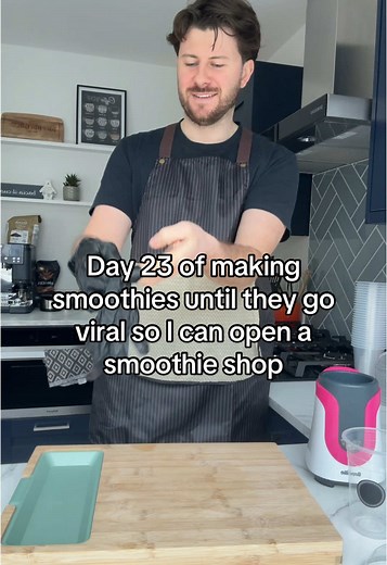 Trying Viral Smoothie Recipes for a Future Shop