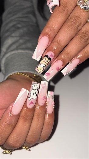 Nail Art Inspirations: Mexican-Inspired Designs