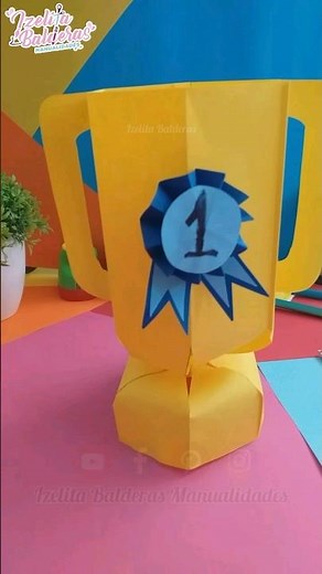 How to make a paper trophy