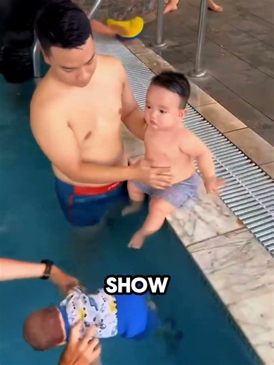 Baby's First Swim Survival Lesson 🏊👶 | Learning the Back Float Before Swimming