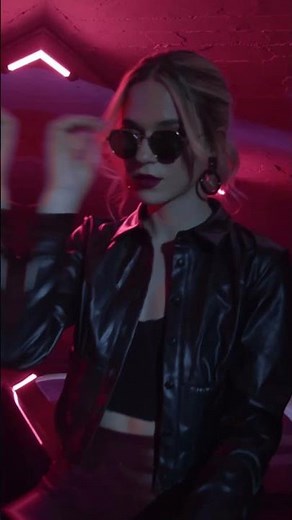 Free stock videos: search Fashion on Mixkit⁠.co⁠