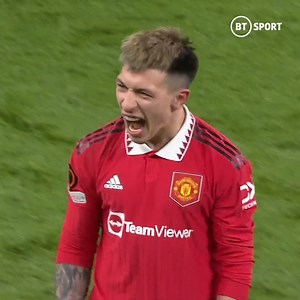 6.7M views · 488K reactions | The NOISE at Old Trafford!  Manchester United stars lap up the applause following victory over Barcelona. | TNT Sports Football | Facebook
