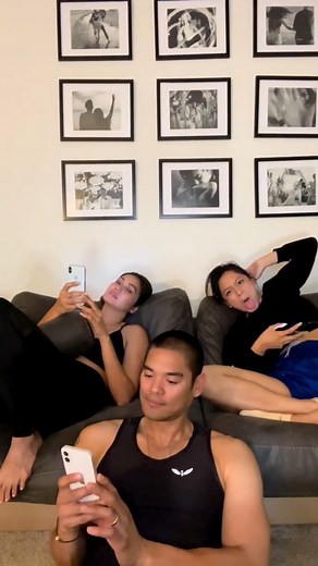 9.5K views · 337 reactions | When a singer starts singing in a room full of singers藍#JayR #RnB #reelsfbシ | Jay R | Facebook