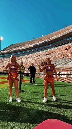 HAPPY GAME DAY TIGERS!!! 💜🧡#clemson #gotigers #clemsonfb #beatfsu #rallycats
