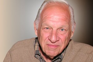 Muere Jerry Heller, el polémico mánager de N.W.A.