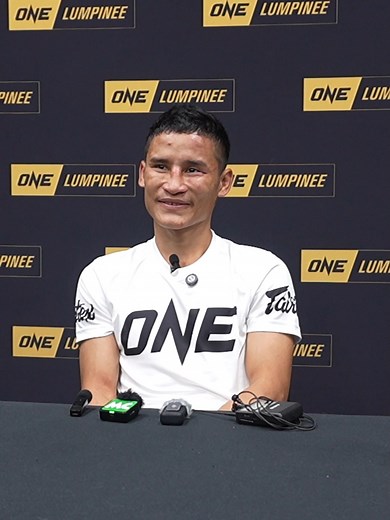 602K views · 32K reactions | အတင်းဆွဲခေါ်ပြီး အင်တာဗျူးရတဲ့...