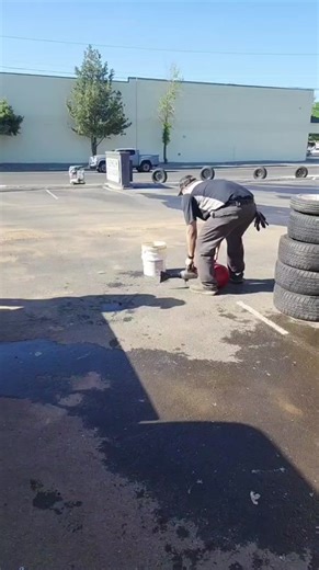 Teaching the new guy how to clean out the bead blaster #tires #prank #newguy