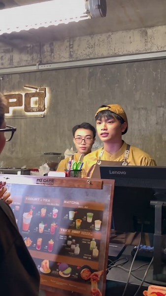 Pov: Miễn phí từ bill thứ 300 - Sếp nhà em uy tín cỡ này