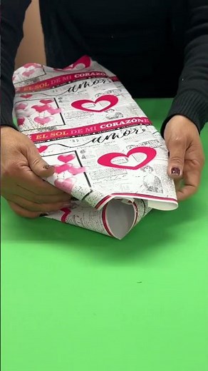¡Aprende a envolver una caja de regalo como un profesional! Fácil y Rápido #14defebrero