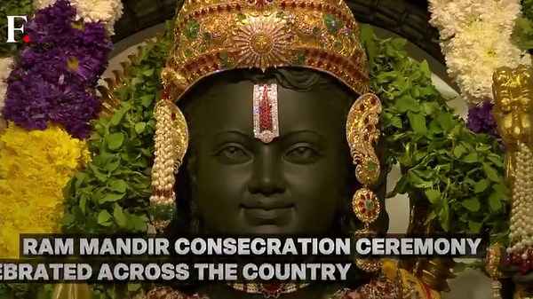 #FPVideo: Indian Prime Minister Narendra Modi unveiled the Lord Ram idol at the #Ayodhya Temple as he led rituals for the consecration ceremony. The idol of the five-year-old Lord Ram has been placed in the sanctum sanctorum. 121 priests performed the ceremony at Ayodhya's #RamMandir. RSS Chief Mohan Bhagwat and Uttar Pradesh Chief Minister Yogi Adityanath were also present with PM Modi inside the temple sanctum. Over 7000 dignitaries including megastars Amitabh Bachchan and Rajinikanth were als