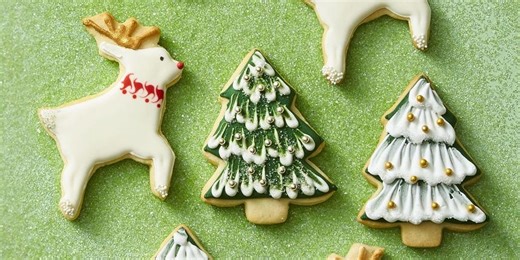 15 Christmas Tree Desserts That Are *Almost* Too Cute to Eat