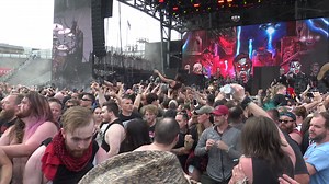 Falling In Reverse - The Drug In Me Is You - Sonic Temple '23 YouTube https://www.youtube.com/@AmericanMoshPits/videos Instagram https://www.instagram.com/americanmoshpits/ TikTok https://www.tiktok.com/@americanmoshpits Midnight Mosher nail_bite_official Cogs Of War - Mosh Team Crowd Surfing Flash’s ICoN Pit Crew #fallinginreverse #americanmoshpits #MidnightMosher #moshpit #sonictemple #sonictemplefestival #sonictemplefest #sonictemplefestival2023 #SonicTemple2023 | American Mosh Pits