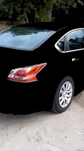 2.1M views · 10K reactions | El auto más negro del mundo | The Action Lab en Español | Facebook