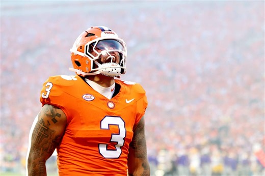 Chargers 7-round 2026 mock draft: Addressing edge rusher, left guard early