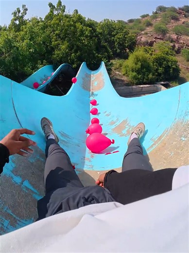 Slide Balloon Parkour Gone Wrong 😱😱 _ Parkour Vs Balloon Poping asmr 🎈🎈 _ in New York _ in 60.5 Seconds ⏰ Notforyou #parkourlife #challenge #balloonvsparkour #stunt #climbing #shorts #athlete #povextreme #climbingtiktok #fyp #notforyou