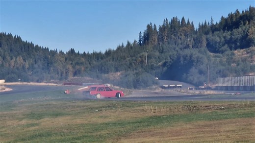 Idag arrangerer vi kjøring på Verdal Motorsenter 😎👍 Per Anders Nyborg med pedal snart igjennom gulvet her😬 | Nærøysund Motorsport Club