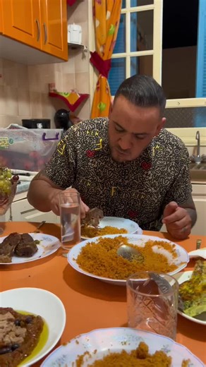 كلكم تفرجتو فيا كي نطلع في خميس 😂 والبارح تفرجتو في برنامج لاباس يسال فيا على خميس 🤣 هكا كان مصير خميس 😅 ٪#الشاب_بشير #cheb_bachir