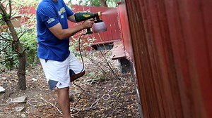 Watch the 9malls review of the Teccpo Paint Sprayer 4 Nozzles 3 Spray Patterns Fence Test Gadget. Does this paint sprayer actually work well painting my entire fence? Watch the hands on test to find out. #gadget #gadgetsforeveryhome #gadgetreviews #gadgetreview #paintsprayer #painting Find As Seen On TV Products & Gadgets at the 9malls Store: https://www.amazon.com/shop/9malls Please support us on Patreon! https://www.patreon.com/9malls Disclaimer: I may also receive compensation if a visitor cl