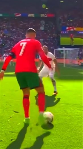 cr7 powerful skills tutorial#football #skills #soccerskills #shorts #goviral