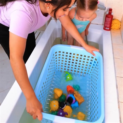 13K views · 64 reactions | How to make bath time fun for kids #fun #kids | Parentips | Facebook