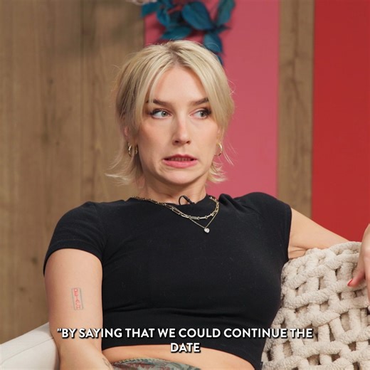 "Am I overreacting or should I be creeped out by my tinder date's messages?" | Smosh Games