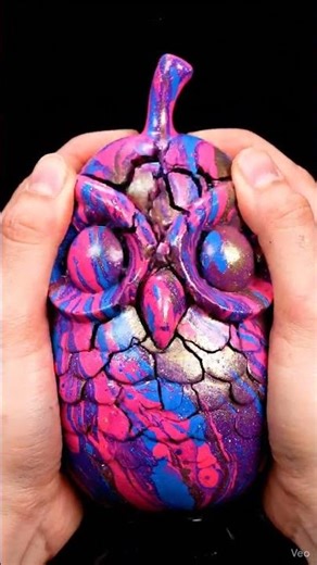 Squeezing the Owl-Faced Strawberry Until It EXPLODES 🌈💥