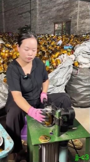 Can Lid Removal Machine