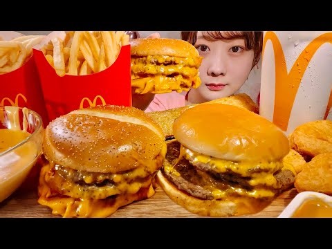 ASMR Mcdonald's Cheeseburger【Mukbang/ Eating Sounds】【English subtitles】