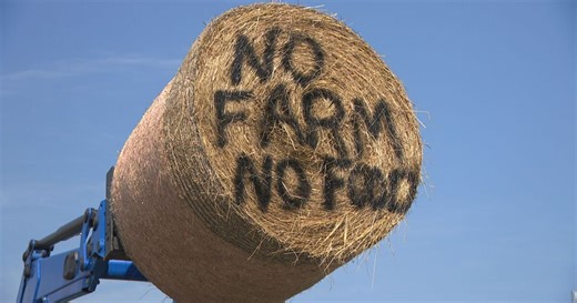 Frustrated farmers stage tractor protest over proposed 1,000 acre distribution center campus in Wilson County
