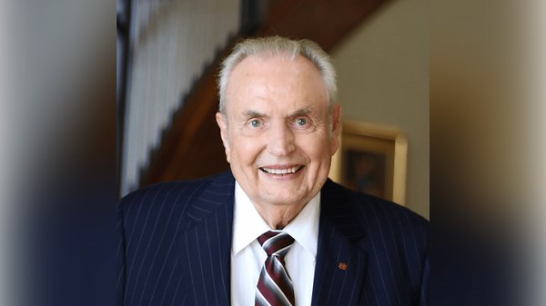 Hinds CC President Emeritus Dr. Clyde Muse dies