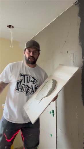 4.5K views · 22 comments | Backbuttering explained. . . #tile #tilepro #education #backbuttering #howto #diy | TileFreak️ | Facebook