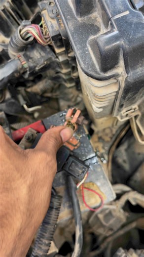 6.2K views · 44 reactions | Battery Terminal Lose Problem Fix!Battery Repair 03088734241 #alsharifauto #fitting #pakwheels #mz #shani #liquimoly #catalyticconverter #fix #avarage #knocking #toyota #advice #engine #hafizabad #fuelavarage #badsound #noise #tips #tunning #carmaintenance #workshop #injectioncleaner | Al Sharif Auto Care | Facebook