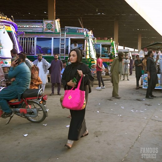 1.5M views · 34K reactions | Kabhi kabhi jo nazar aata hai... wo asal mein hota hi nahi. Aur jo asal hota hai... usay koi dekh nahi paata. "Nazar Ke Peechay" ek dil ko choo lenay wali short film hai — jahan ek chhoti si mulaqat sab kuch badal deti hai. Kirdar aam hain, lekin kahani unke jazbaat se banti hai. Dekhiye ek aisi kahani jahan suspense, insaniyat aur ehsaas sab ek saath mil kar dil hila dete hain. #NazarKePeechay #ShortFilm #SuspenseStory | Famous Stories | Facebook