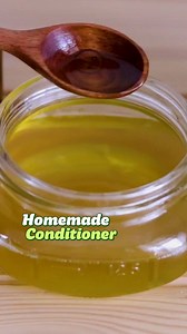 Homemade Conditioner 🧴 #diyhomerepair #simplediyrecipes #handmade #naturalproducts #eco-friendly #haircare #diybeauty #makeityourself #sustainableliving #beautycare | Our Oily House