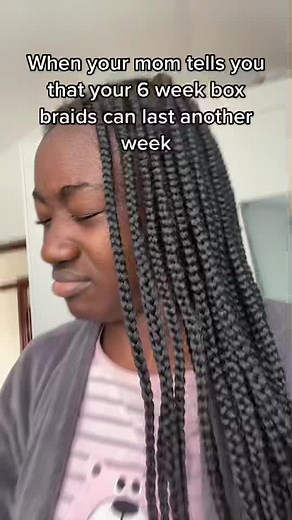 Like babe you can’t even see the parting😭😭