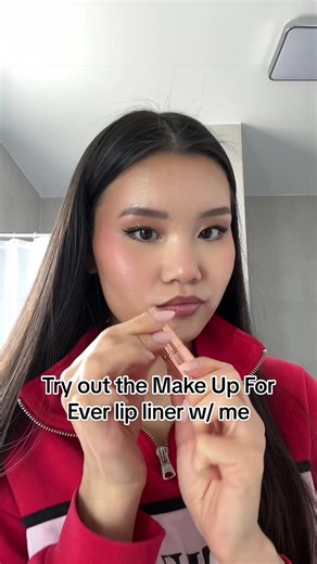 Trying Make Up For Ever Lip Liner: First Impressions