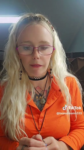 I forgot to say when meditating using the frequency 364 Hz is best for aligning #chakras #energycentres #fyp #solar plexus #yellow