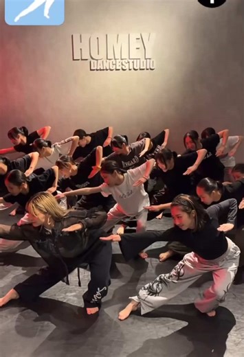 ヨガチャレンジ🧘‍♀️ @lululemon #ルルレモン